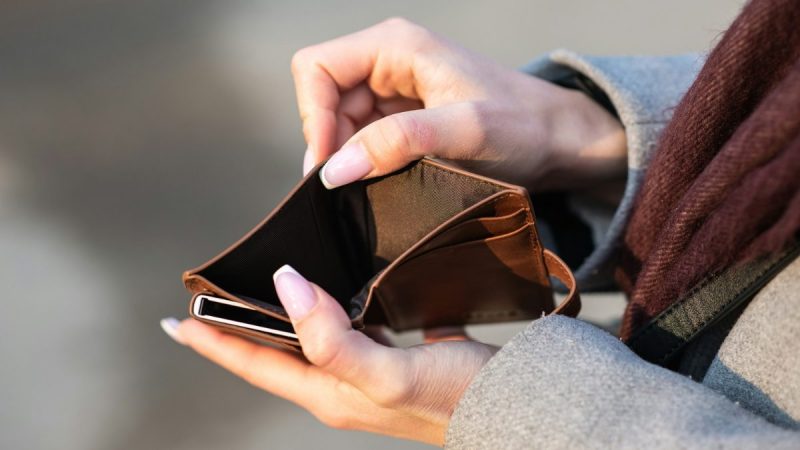 お金が無い